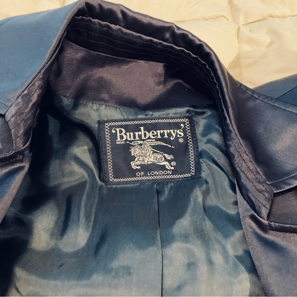 Vintage Burberry of London Navy Blue Satin Finish Belted Wrap Blazer size 4 - Picture 5 of 6